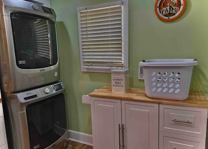 Rattlers Retreat, 2 Bedroom At Famu