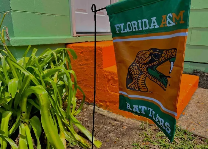 Rattlers Retreat, 2 Bedroom At Famu Сasa de vacaciones
